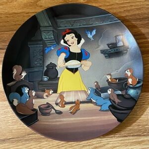 Disney Snow White Decorative Plate